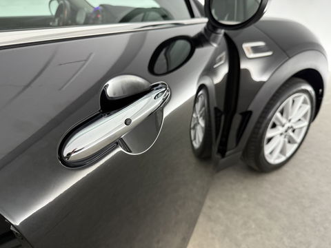 MINI Clubman 1.5 Cooper Classic | Virtual | Sfeerverl. | Camera | LED | Cruise | Navi | Stoelverw. | Parkeersens.