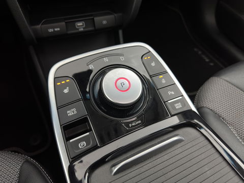 Kia e-Niro DynamicPlusLine 64 kWh {SOH-95%} [ 3-Fase ] (INCL-BTW) Aut.*PANO | LEATHER-FABRIC | FULL-LED | NAVI-FULLMAP | DAB+ | ADAPT.CRUISE | CAMERA | HEATED-COMFORTSEATS | KEYLESS | DIGI-COCKPIT | SHIFT-PADDLES | CARPLAY | LANE-ASSIST | 17"ALU*