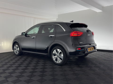 Kia e-Niro DynamicPlusLine 64 kWh {SOH-95%} [ 3-Fase ] (INCL-BTW) Aut.*PANO | LEATHER-FABRIC | FULL-LED | NAVI-FULLMAP | DAB+ | ADAPT.CRUISE | CAMERA | HEATED-COMFORTSEATS | KEYLESS | DIGI-COCKPIT | SHIFT-PADDLES | CARPLAY | LANE-ASSIST | 17"ALU*