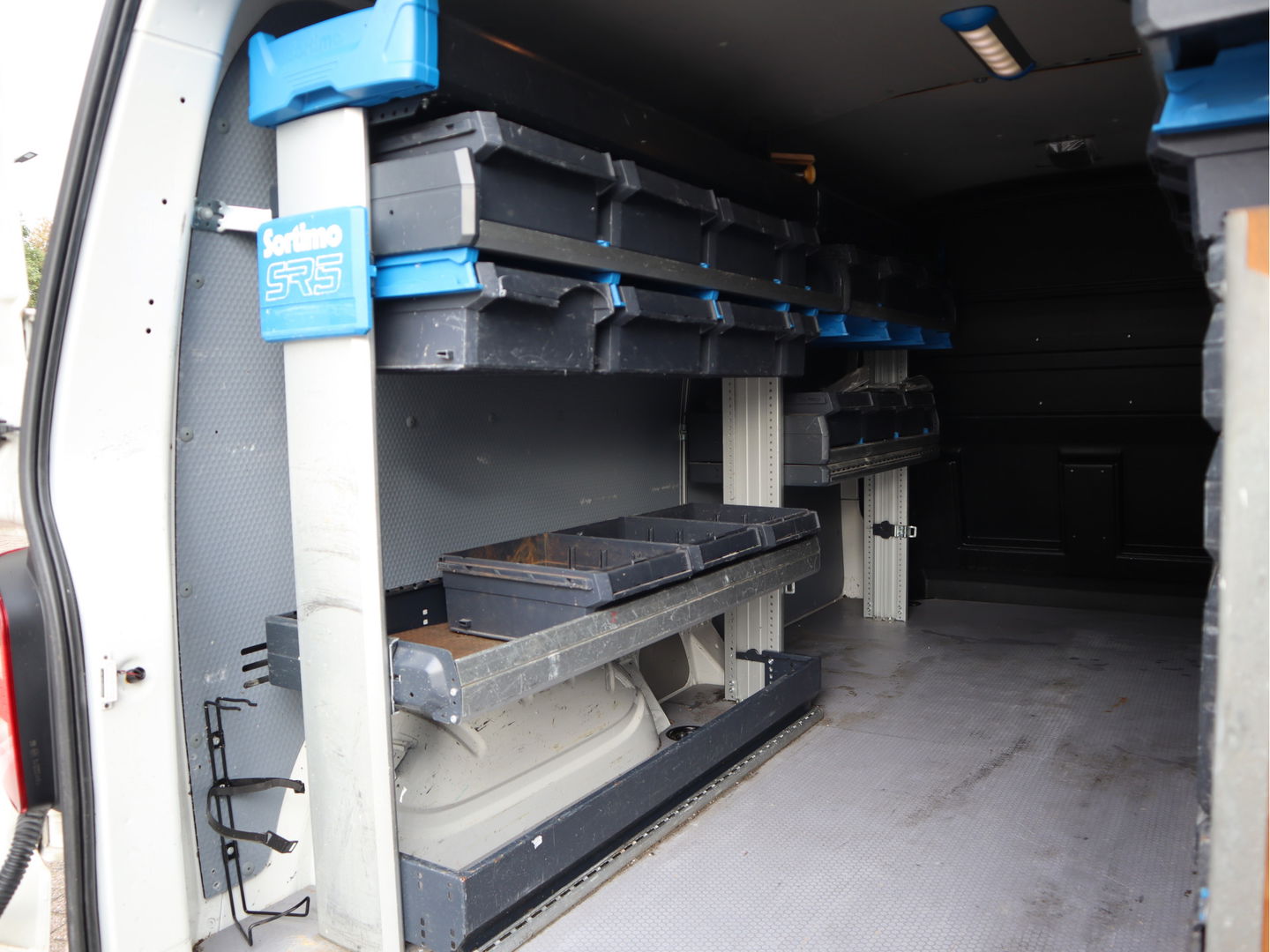 Volkswagen Transporter 2.0 TDI 150pk Euro 6 Automaat L2 Lang - Bw Inrichting - Trekhaak - Camera - Cruise