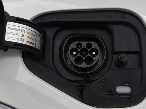 CUPRA Formentor 1.4 eHybrid VZ | 245pk | Stoelverwarming | 360 Camera | Adaptive cruise | Carplay | Navigatie | Sfeerverlichting | Keyless | Sportstoelen | Memory | PHEV | Plug In