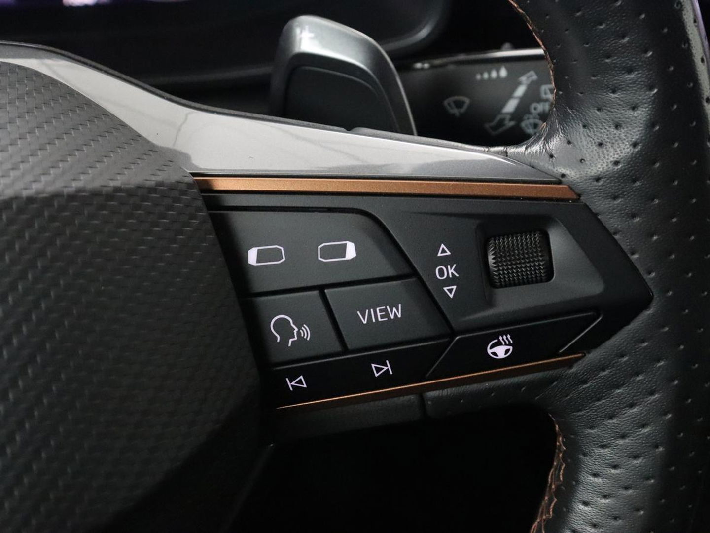 CUPRA Formentor 1.4 eHybrid VZ | 245pk | Stoelverwarming | 360 Camera | Adaptive cruise | Carplay | Navigatie | Sfeerverlichting | Keyless | Sportstoelen | Memory | PHEV | Plug In