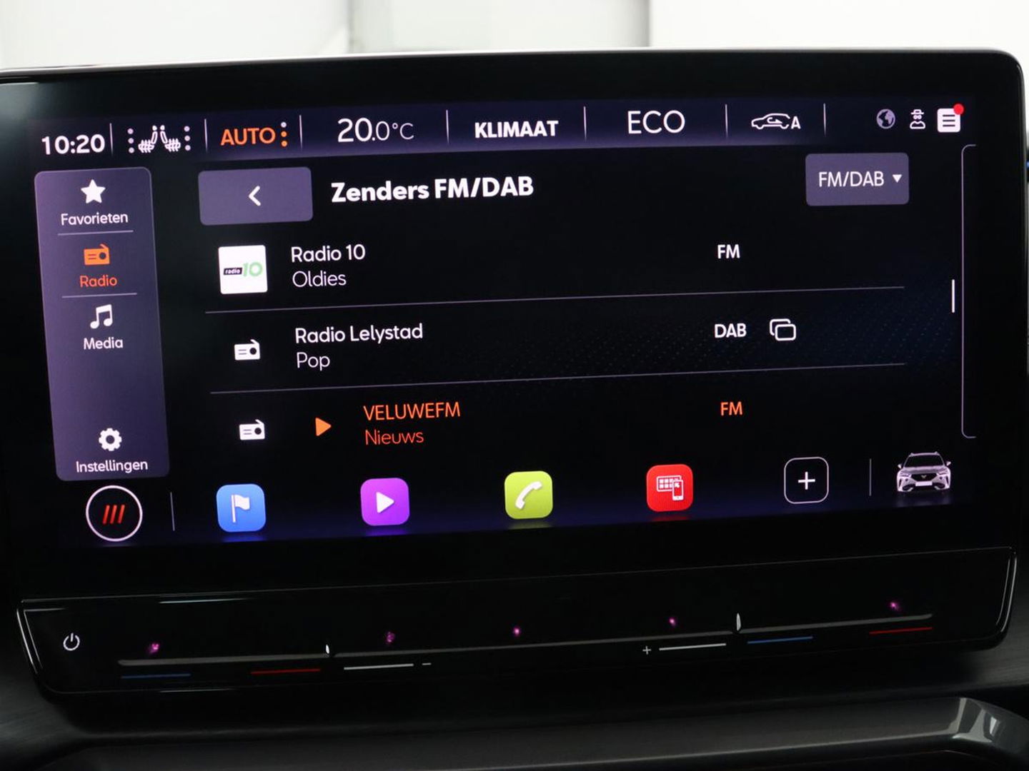 CUPRA Formentor 1.4 eHybrid VZ | 245pk | Stoelverwarming | 360 Camera | Adaptive cruise | Carplay | Navigatie | Sfeerverlichting | Keyless | Sportstoelen | Memory | PHEV | Plug In