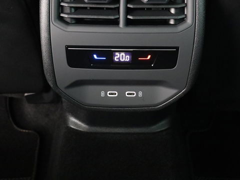 CUPRA Formentor 1.4 eHybrid VZ | 245pk | Stoelverwarming | 360 Camera | Adaptive cruise | Carplay | Navigatie | Sfeerverlichting | Keyless | Sportstoelen | Memory | PHEV | Plug In