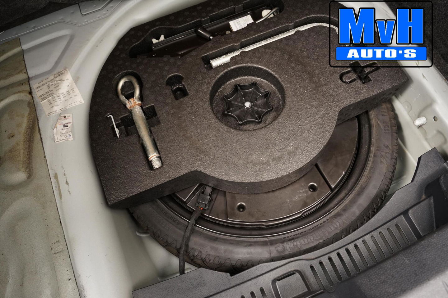 SEAT Ibiza SC 1.0 EcoTSI FR Connect|LUXE!|PANO|XENON|CARPLAY