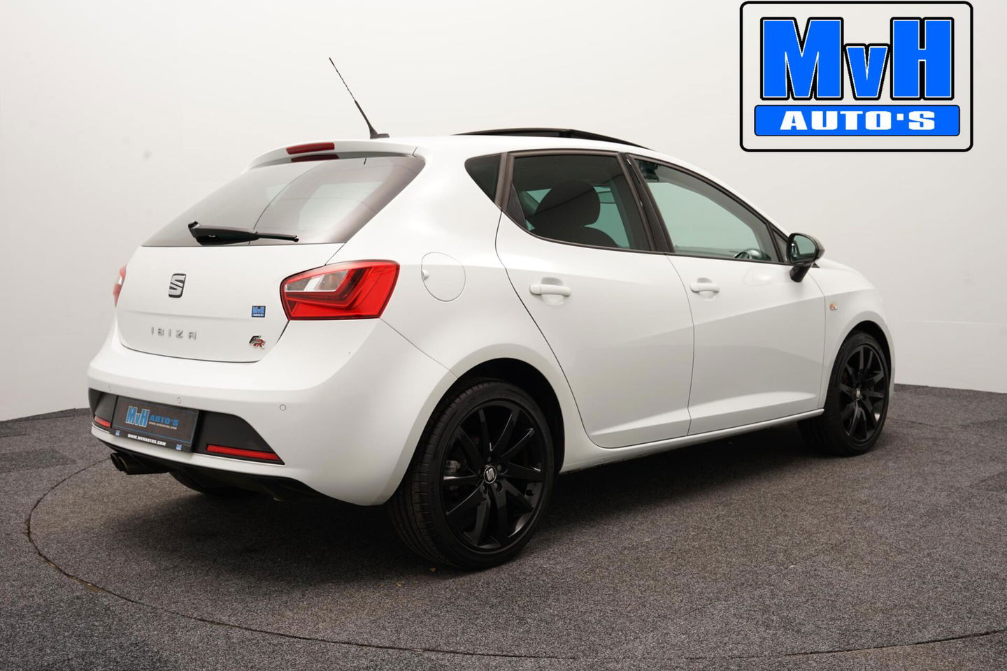 SEAT Ibiza SC 1.0 EcoTSI FR Connect|LUXE!|PANO|XENON|CARPLAY