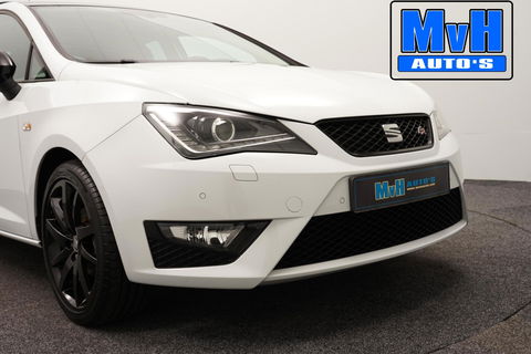 SEAT Ibiza SC 1.0 EcoTSI FR Connect|LUXE!|PANO|XENON|CARPLAY