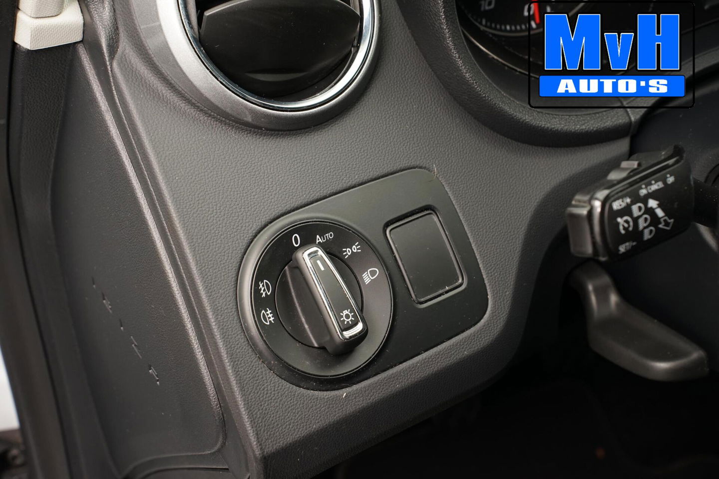 SEAT Ibiza SC 1.0 EcoTSI FR Connect|LUXE!|PANO|XENON|CARPLAY