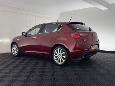 Alfa Romeo Giulietta 1.6 JTDm Distinctive *NAVI-FULLMAP | SPORT-SEATS | ECC | PDC | CRUISE | 17''ALU*
