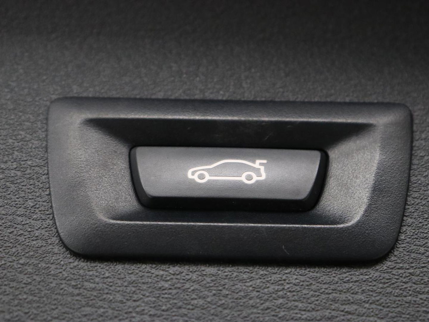 BMW X1 Xdrive25e Edrive Edition | Panoramadak | Stoelverwarming | Full LED | Navigatie | Climate control | Parkeerhulp | Cruise control | PHEV | Plug In