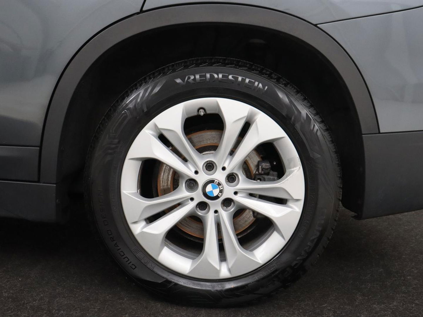 BMW X1 Xdrive25e Edrive Edition | Panoramadak | Stoelverwarming | Full LED | Navigatie | Climate control | Parkeerhulp | Cruise control | PHEV | Plug In