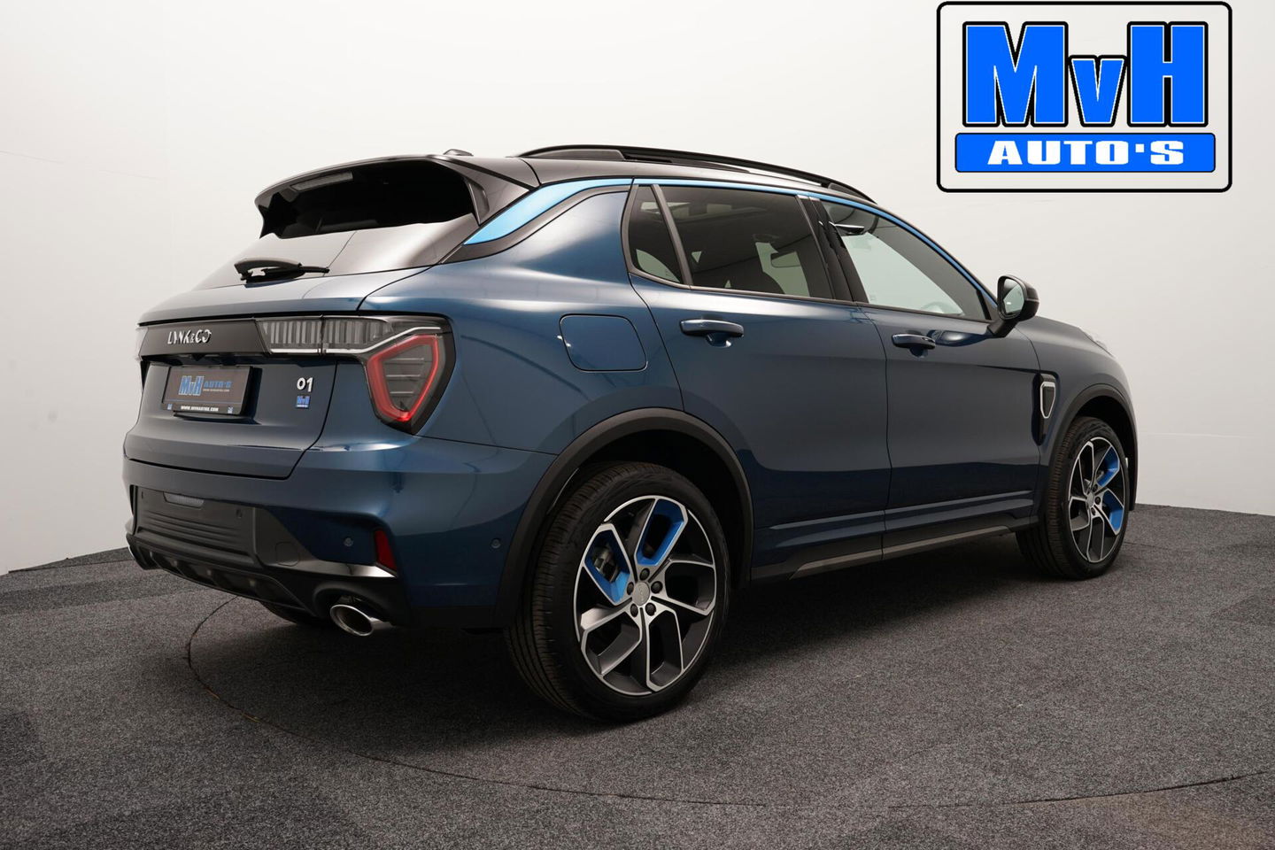 Lynk & Co 01 1.5 Plug-in Hybride|ZWARTE.HEMEL|360ºCAM|PANO|NAP