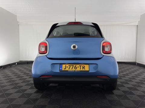 Smart Forfour EQ Comfort 18 kWh {SOH-95%} [ 3-Fase ] (INCL.BTW) Aut. *NAVI-FULLMAP | COMFORT-SEATS | AIRCO | CRUISE | PDC | 16''ALU*