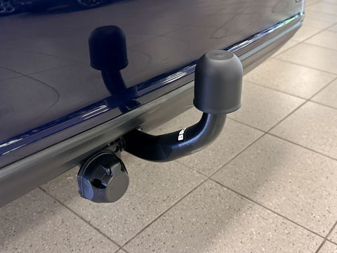 Mercedes-Benz A-Klasse 160 Ambition | Trekhaak | Cruise Control | Parkeersensoren | Navigatie | Isofix | Airconditioning | Bluetooth | Lichtmetaal 16" |