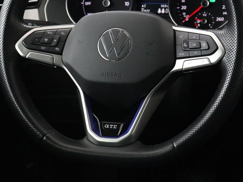 Volkswagen Passat 1.4 TSI PHEV GTE | Trekhaak | Stoelverwarming | Massage | Camera | Carplay | Adaptive cruise | Side Assist | Matrix LED | Navigatie | Parkeerhulp | Plug In