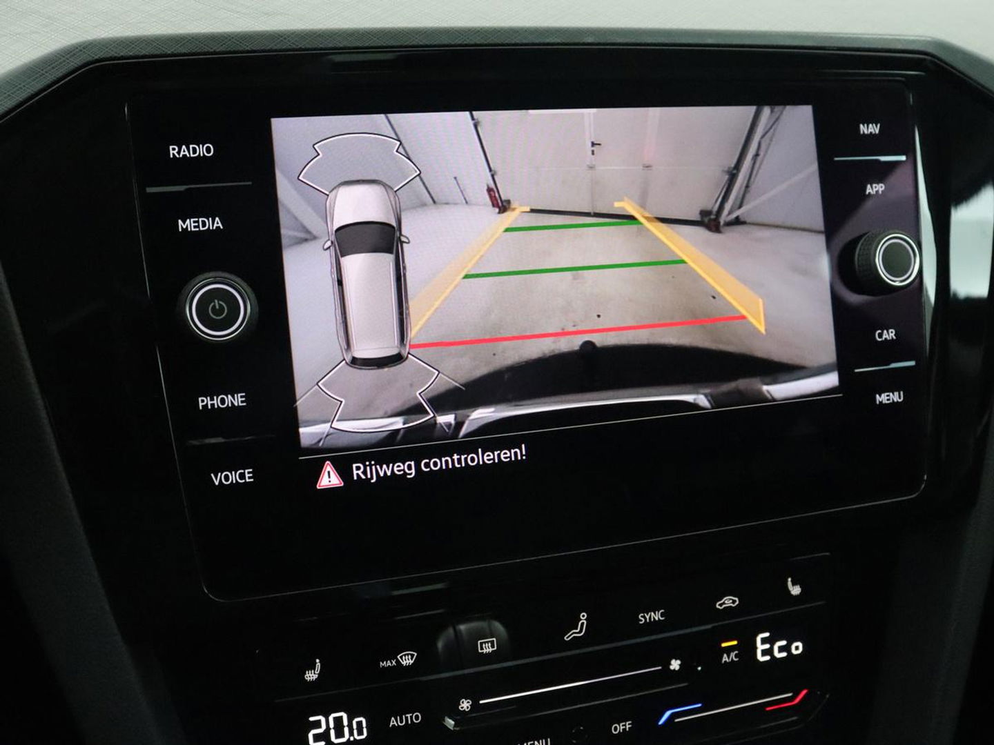 Volkswagen Passat 1.4 TSI PHEV GTE | Trekhaak | Stoelverwarming | Massage | Camera | Carplay | Adaptive cruise | Side Assist | Matrix LED | Navigatie | Parkeerhulp | Plug In