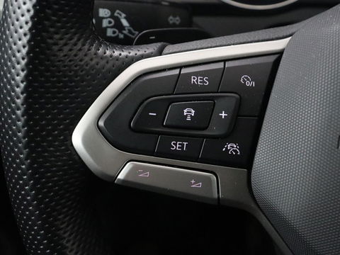 Volkswagen Passat 1.4 TSI PHEV GTE | Trekhaak | Stoelverwarming | Massage | Camera | Carplay | Adaptive cruise | Side Assist | Matrix LED | Navigatie | Parkeerhulp | Plug In