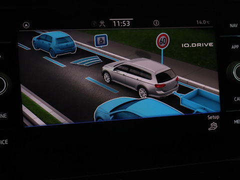 Volkswagen Passat 1.4 TSI PHEV GTE | Trekhaak | Stoelverwarming | Massage | Camera | Carplay | Adaptive cruise | Side Assist | Matrix LED | Navigatie | Parkeerhulp | Plug In