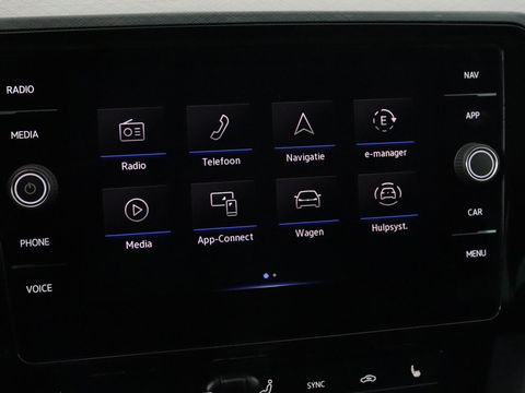 Volkswagen Passat 1.4 TSI PHEV GTE | Trekhaak | Stoelverwarming | Massage | Camera | Carplay | Adaptive cruise | Side Assist | Matrix LED | Navigatie | Parkeerhulp | Plug In