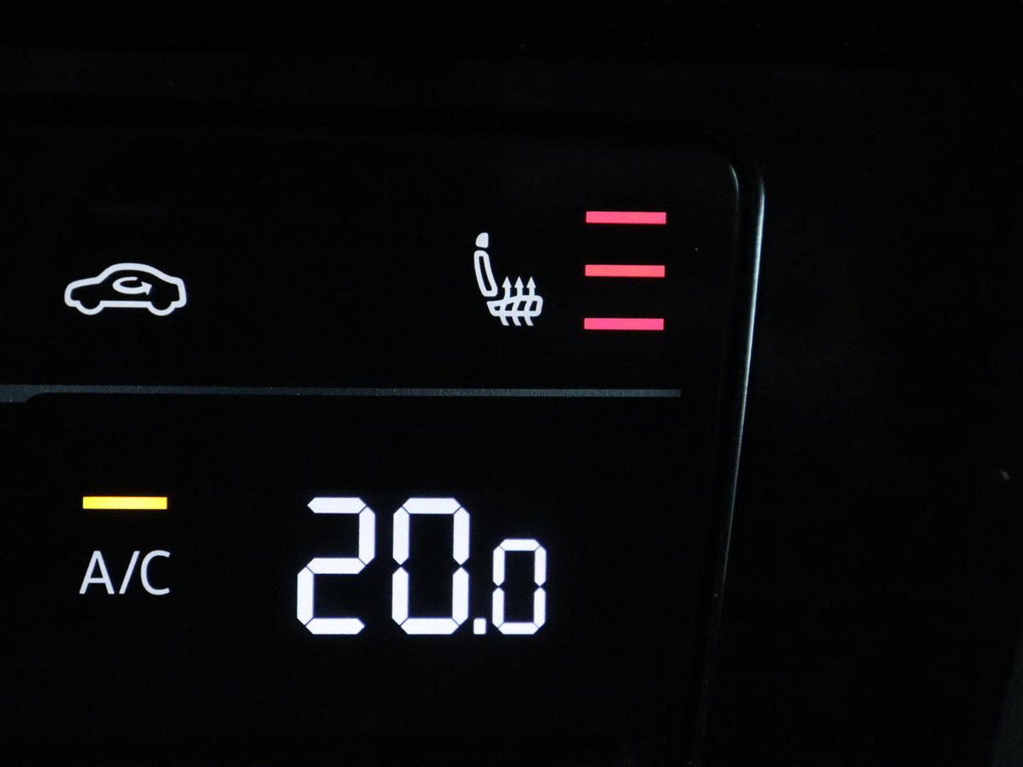 Volkswagen Passat 1.4 TSI PHEV GTE | Trekhaak | Stoelverwarming | Massage | Camera | Carplay | Adaptive cruise | Side Assist | Matrix LED | Navigatie | Parkeerhulp | Plug In