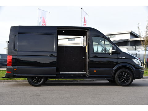 MAN TGE 35 2.0 L3H3 Black Edition Adaptieve Cruise, Camera, Carplay, LED, Clima, Stoelverwarming, 2 x Schuifdeur, Trekhaak, Sensoren, Uniek!