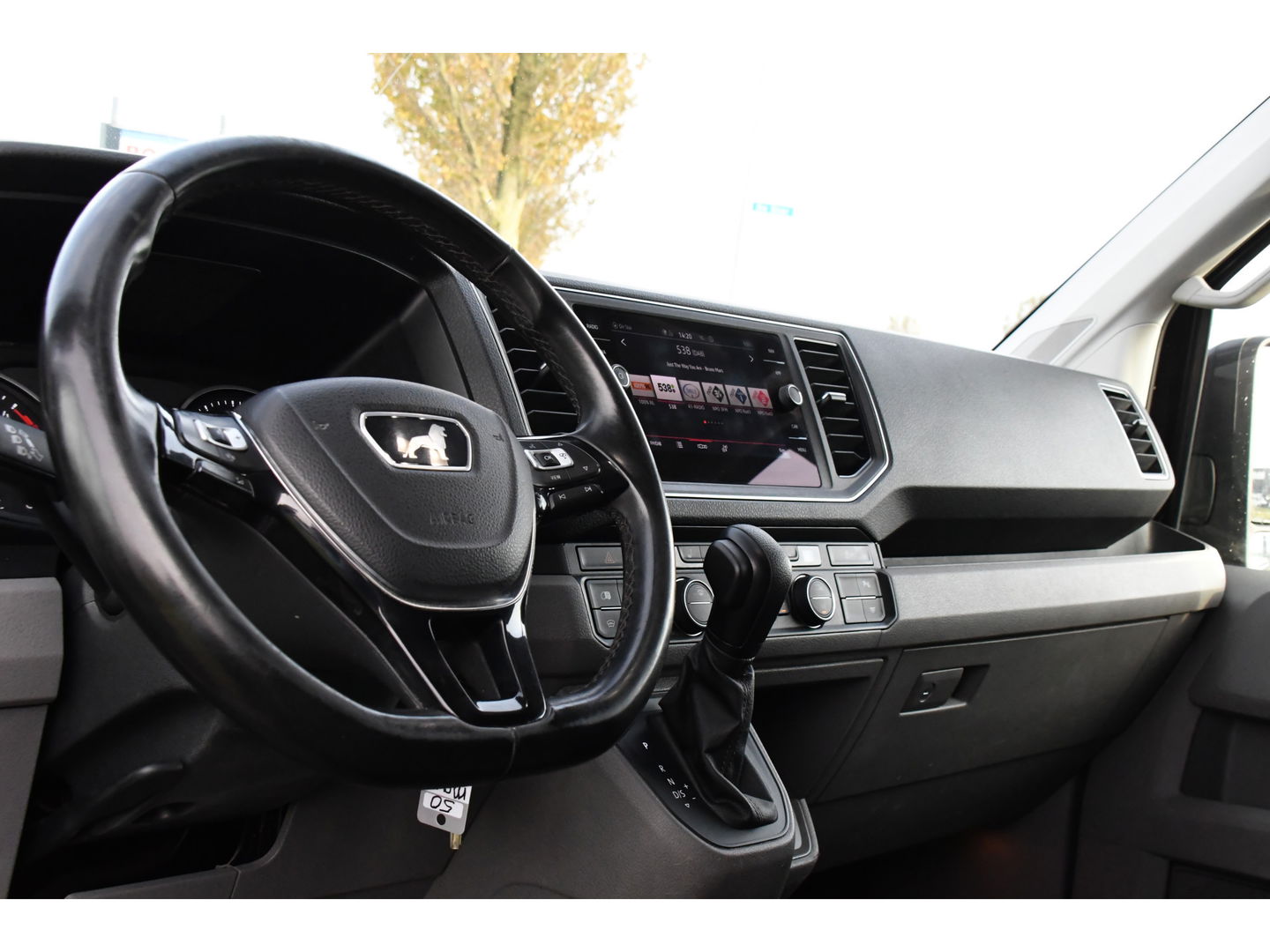 MAN TGE 35 2.0 L3H3 Black Edition Adaptieve Cruise, Camera, Carplay, LED, Clima, Stoelverwarming, 2 x Schuifdeur, Trekhaak, Sensoren, Uniek!