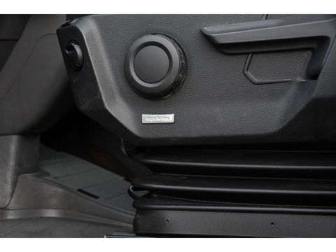 MAN TGE 35 2.0 L3H3 Black Edition Adaptieve Cruise, Camera, Carplay, LED, Clima, Stoelverwarming, 2 x Schuifdeur, Trekhaak, Sensoren, Uniek!