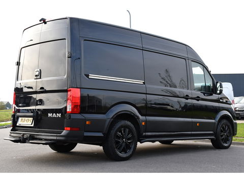 MAN TGE 35 2.0 L3H3 Black Edition Adaptieve Cruise, Camera, Carplay, LED, Clima, Stoelverwarming, 2 x Schuifdeur, Trekhaak, Sensoren, Uniek!