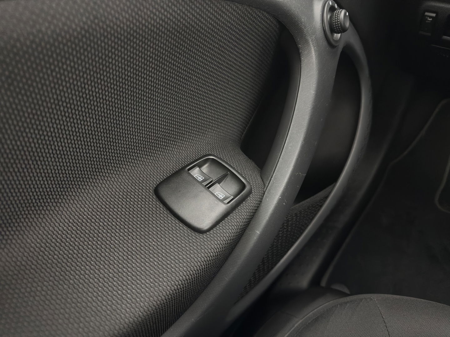 Smart Forfour EQ Comfort 18 kWh [ 3-Fase ] {SOH-95%} (INCL-BTW) Aut. *NAVI-FULLMAP | COMFORT-SEATS | AIRCO | CRUISE | PDC | 16''ALU*