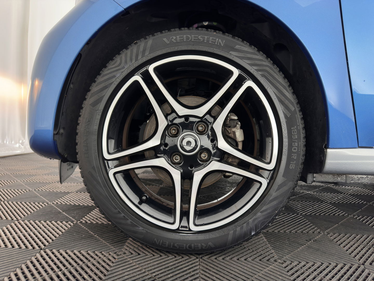 Smart Forfour EQ Comfort 18 kWh [ 3-Fase ] {SOH-95%} (INCL-BTW) Aut. *NAVI-FULLMAP | COMFORT-SEATS | AIRCO | CRUISE | PDC | 16''ALU*