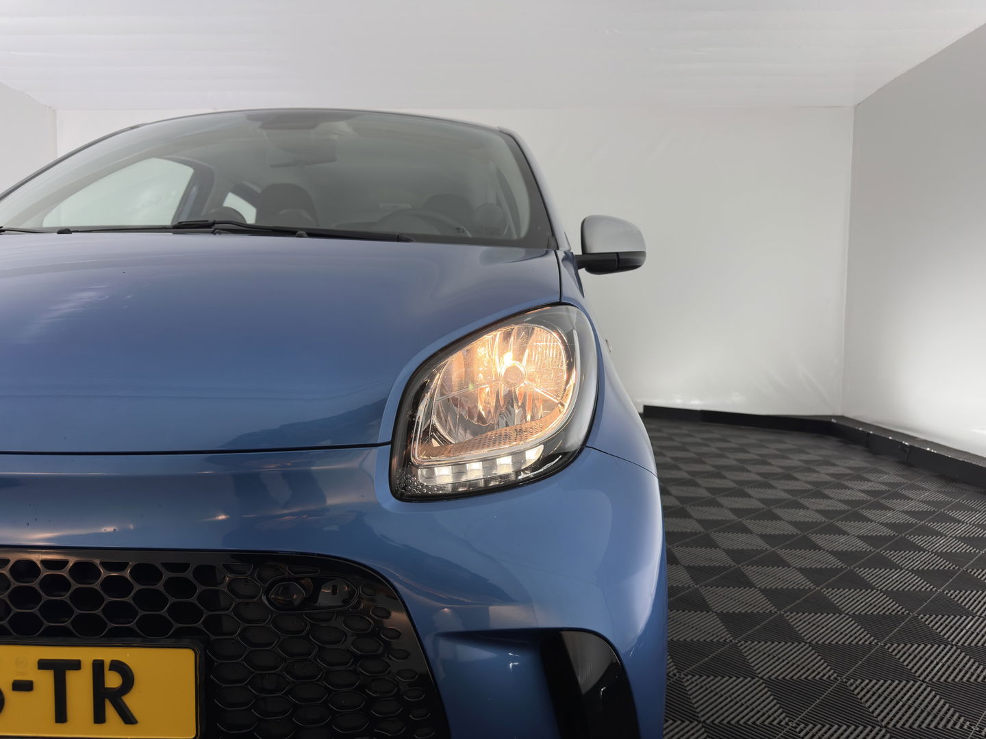 Smart Forfour EQ Comfort 18 kWh [ 3-Fase ] {SOH-95%} (INCL-BTW) Aut. *NAVI-FULLMAP | COMFORT-SEATS | AIRCO | CRUISE | PDC | 16''ALU*