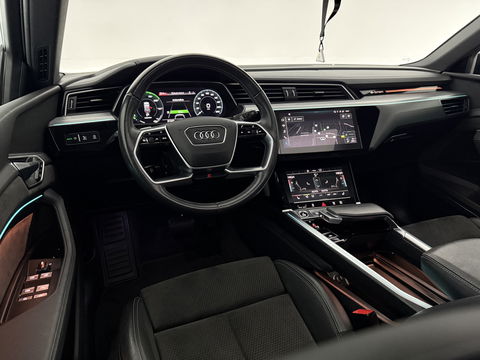 Audi e-tron 50 quattro S-Line 71 kWh | SOH: 93% | Snelladen | Pano | B&O | Sfeerverl. | Virtual | Memory | Camera | Carplay | Adaptive Cruise | NAP