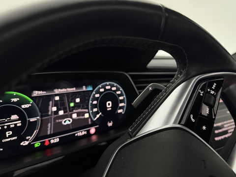 Audi e-tron 50 quattro S-Line 71 kWh | SOH: 93% | Snelladen | Pano | B&O | Sfeerverl. | Virtual | Memory | Camera | Carplay | Adaptive Cruise | NAP