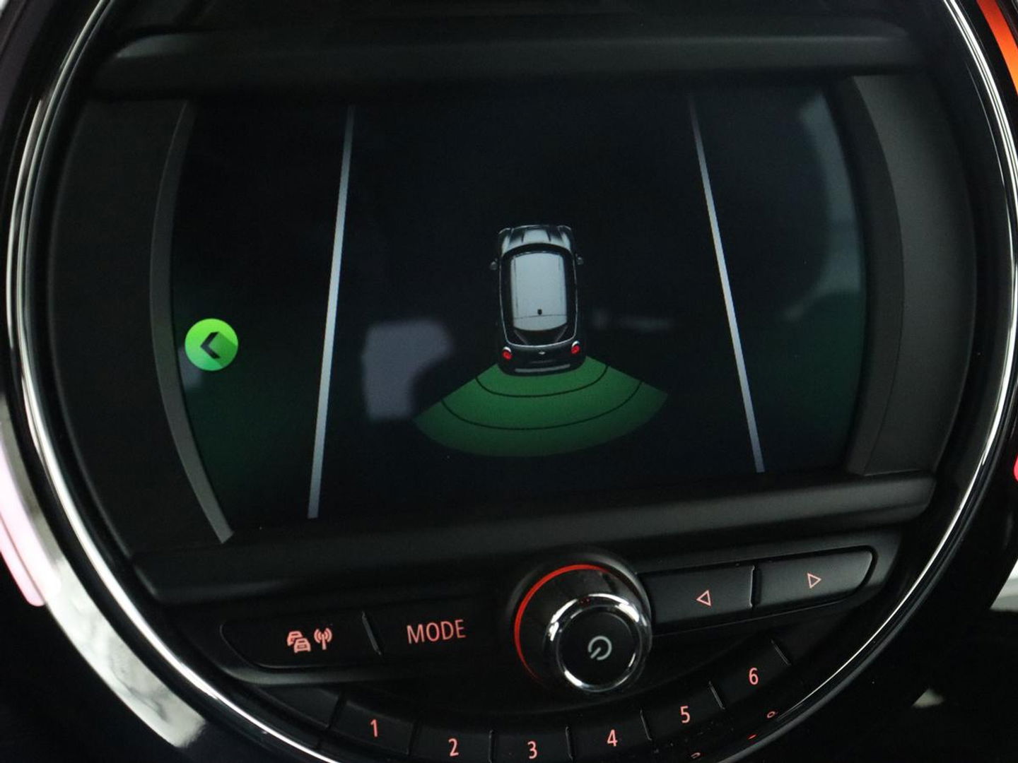 MINI Countryman 1.5 One Business Edition | Leder | Stoelverwarming | Carplay | Navigatie | Full LED | Keyless | Parkeerhulp | Climate control | Cruise control