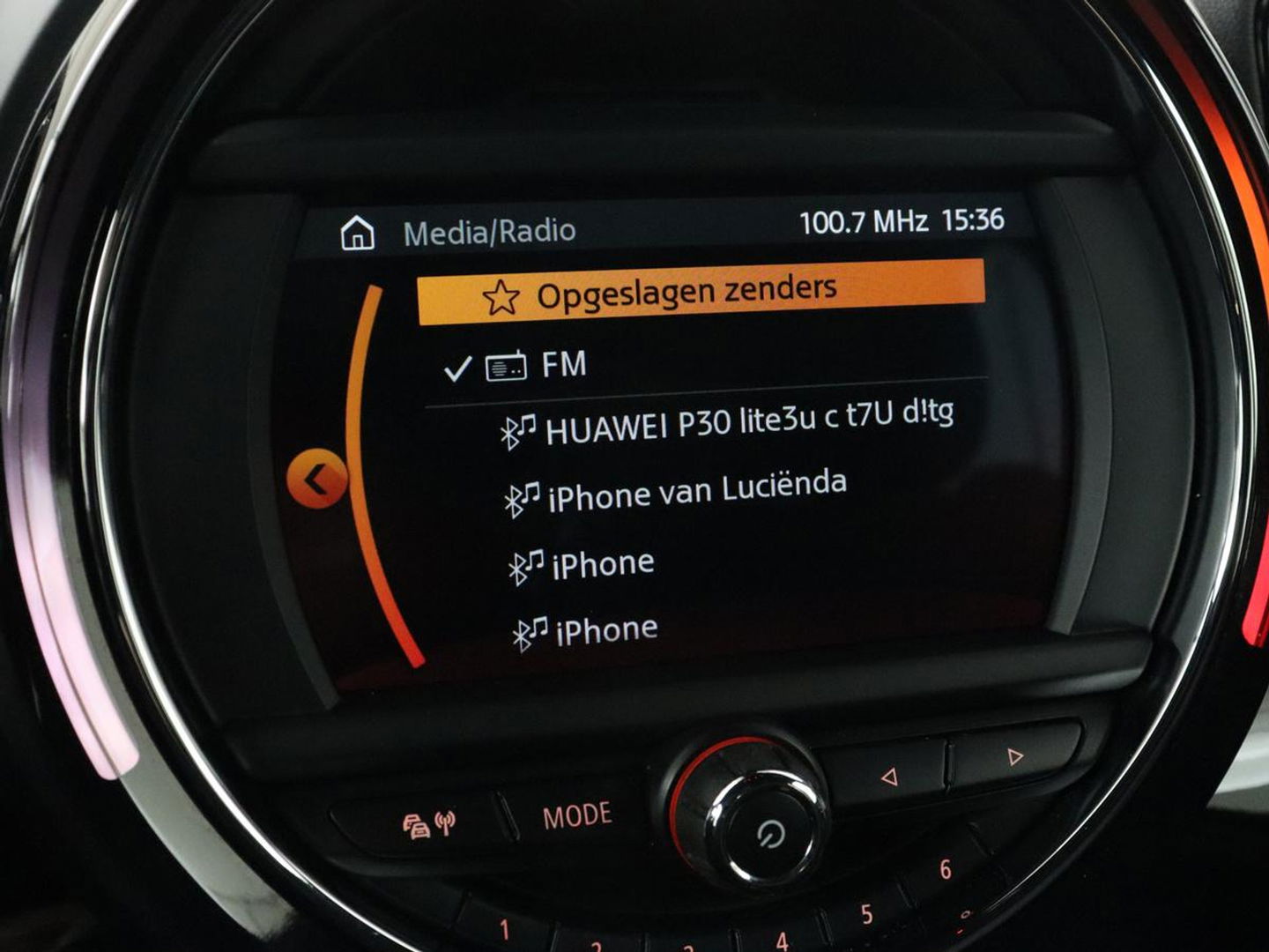 MINI Countryman 1.5 One Business Edition | Leder | Stoelverwarming | Carplay | Navigatie | Full LED | Keyless | Parkeerhulp | Climate control | Cruise control