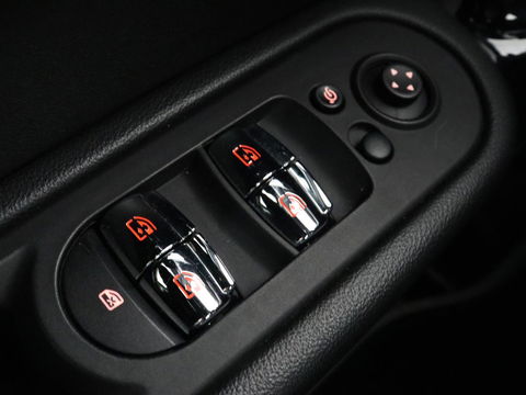 MINI Countryman 1.5 One Business Edition | Leder | Stoelverwarming | Carplay | Navigatie | Full LED | Keyless | Parkeerhulp | Climate control | Cruise control