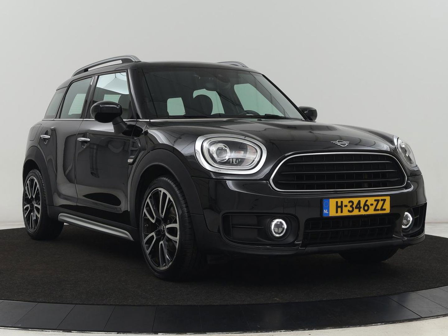 MINI Countryman 1.5 One Business Edition | Leder | Stoelverwarming | Carplay | Navigatie | Full LED | Keyless | Parkeerhulp | Climate control | Cruise control