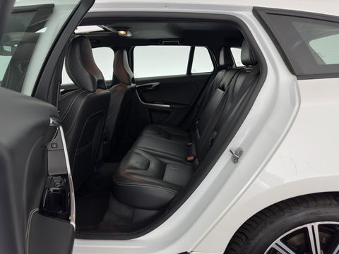 Volvo V60 2.4 D5 Twin Engine Special Edition Aut. *PANO | FULL-LEATHER | XENON | BLIS | MEMORY-PACK | NAVI-FULLMAP | HEATED-COMFORTSEATS | CAMERA | NAVI-FULLMAP | 18''ALU | TOWBAR*