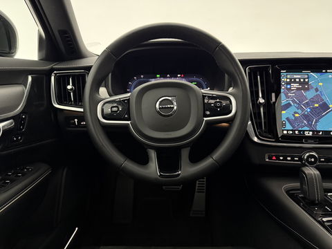 Volvo V90 2.0 T6 AWD 340PK R-Design | Pano | H/K | Virtual | Trekh. | Memory | Stuur/Stoelverw. | Carplay | Camera | Keyless | NAP