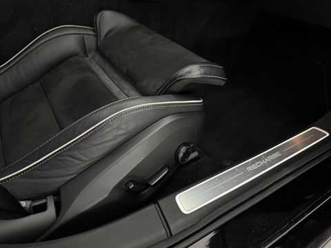 Volvo V90 2.0 T6 AWD 340PK R-Design | Pano | H/K | Virtual | Trekh. | Memory | Stuur/Stoelverw. | Carplay | Camera | Keyless | NAP