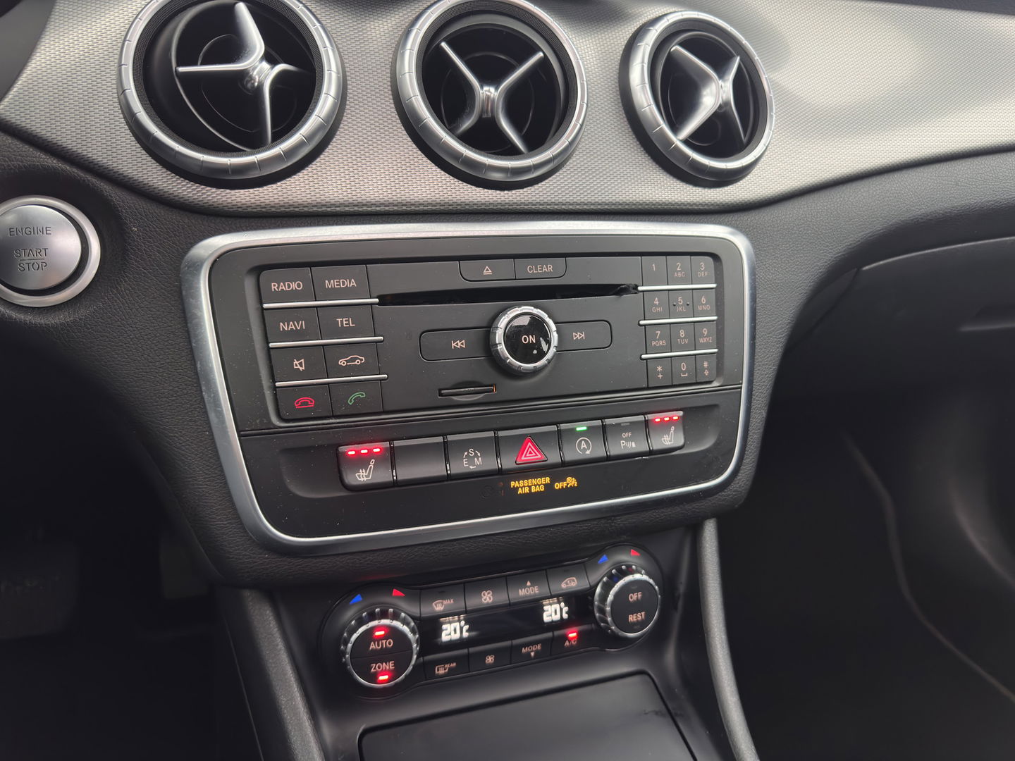 Mercedes-Benz CLA-Klasse Shooting Brake 220 CDI Prestige *PANO | FULL-LEATHER | XENON | NAVI-FULLMAP | HEATED-COMFORTSEATS | ECC | PDC | CRUISE | 16''ALU*