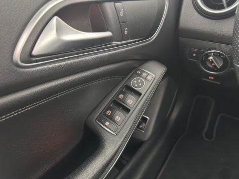 Mercedes-Benz CLA-Klasse Shooting Brake 220 CDI Prestige *PANO | FULL-LEATHER | XENON | NAVI-FULLMAP | HEATED-COMFORTSEATS | ECC | PDC | CRUISE | 16''ALU*