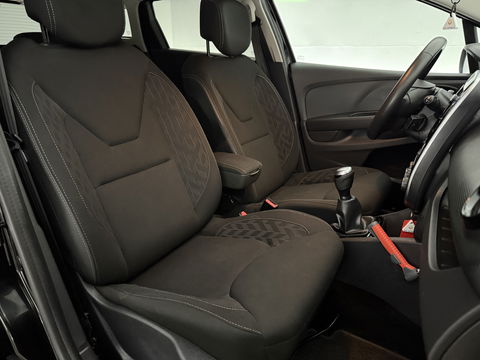 Renault Clio 0.9 TCe Limited | Airco | Cruise | Carplay | Navigatie | Keyless | Parkeersens. | NAP