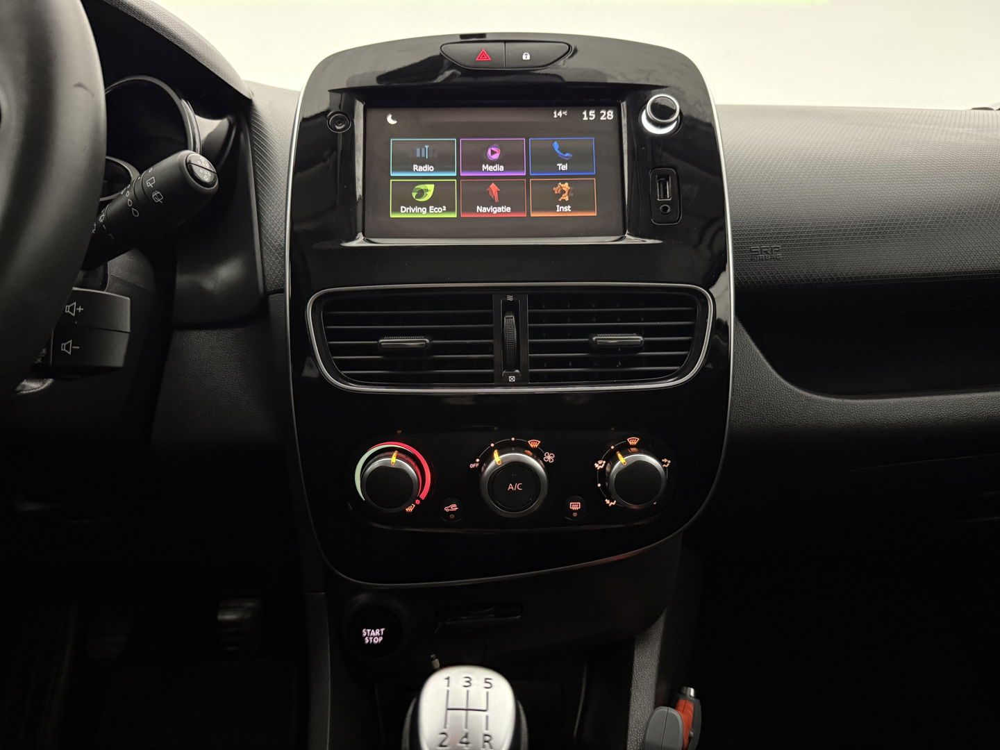 Renault Clio 0.9 TCe Limited | Airco | Cruise | Carplay | Navigatie | Keyless | Parkeersens. | NAP