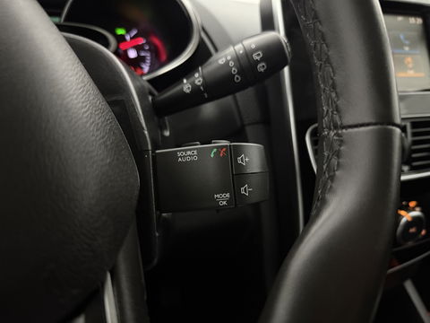 Renault Clio 0.9 TCe Limited | Airco | Cruise | Carplay | Navigatie | Keyless | Parkeersens. | NAP