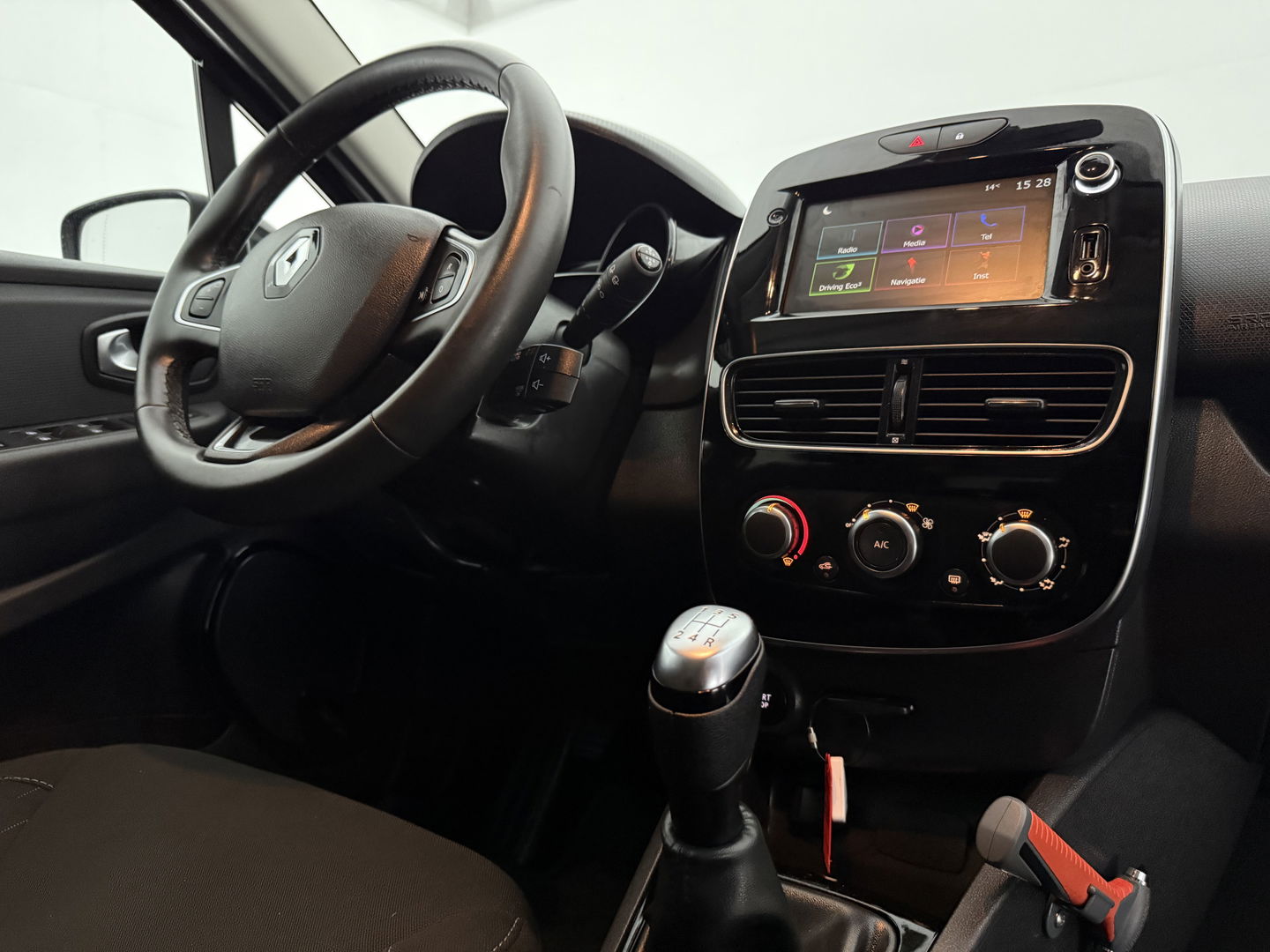 Renault Clio 0.9 TCe Limited | Airco | Cruise | Carplay | Navigatie | Keyless | Parkeersens. | NAP