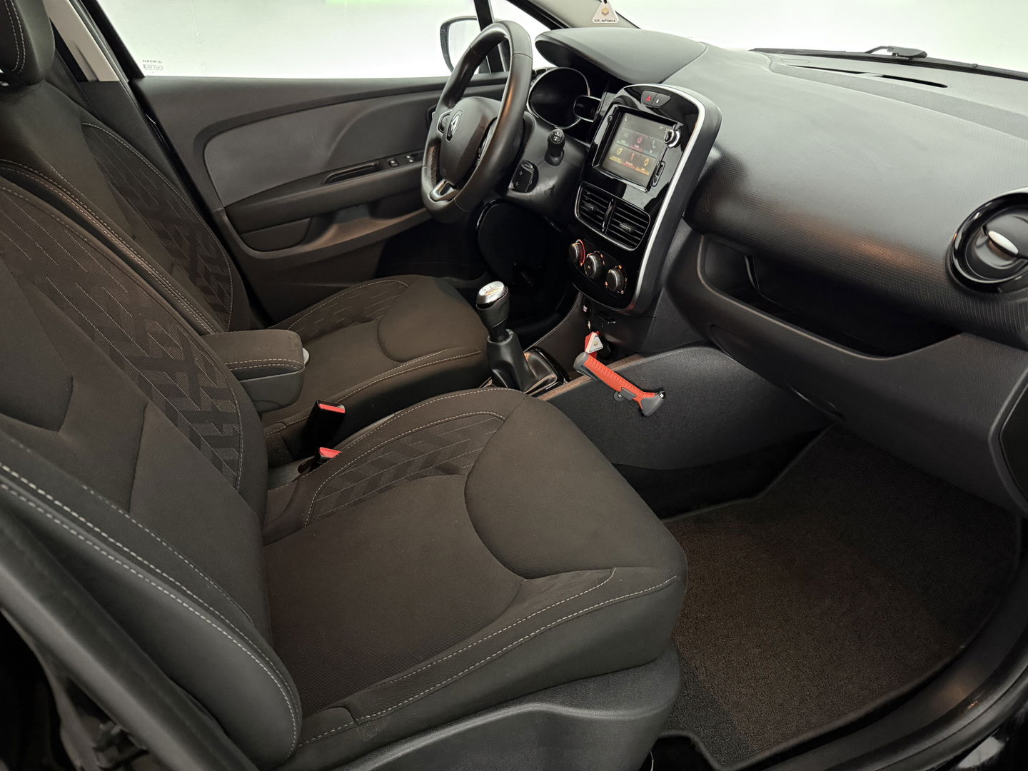 Renault Clio 0.9 TCe Limited | Airco | Cruise | Carplay | Navigatie | Keyless | Parkeersens. | NAP