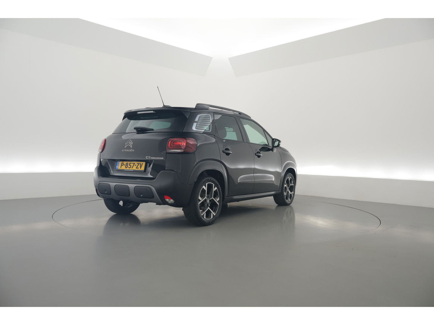 Citroën C3 Aircross 1.2 PureTech Shine Pack Business | Aut. | Pano | Apple CarPlay | Stoelverw. | Camera | Navi | 17''