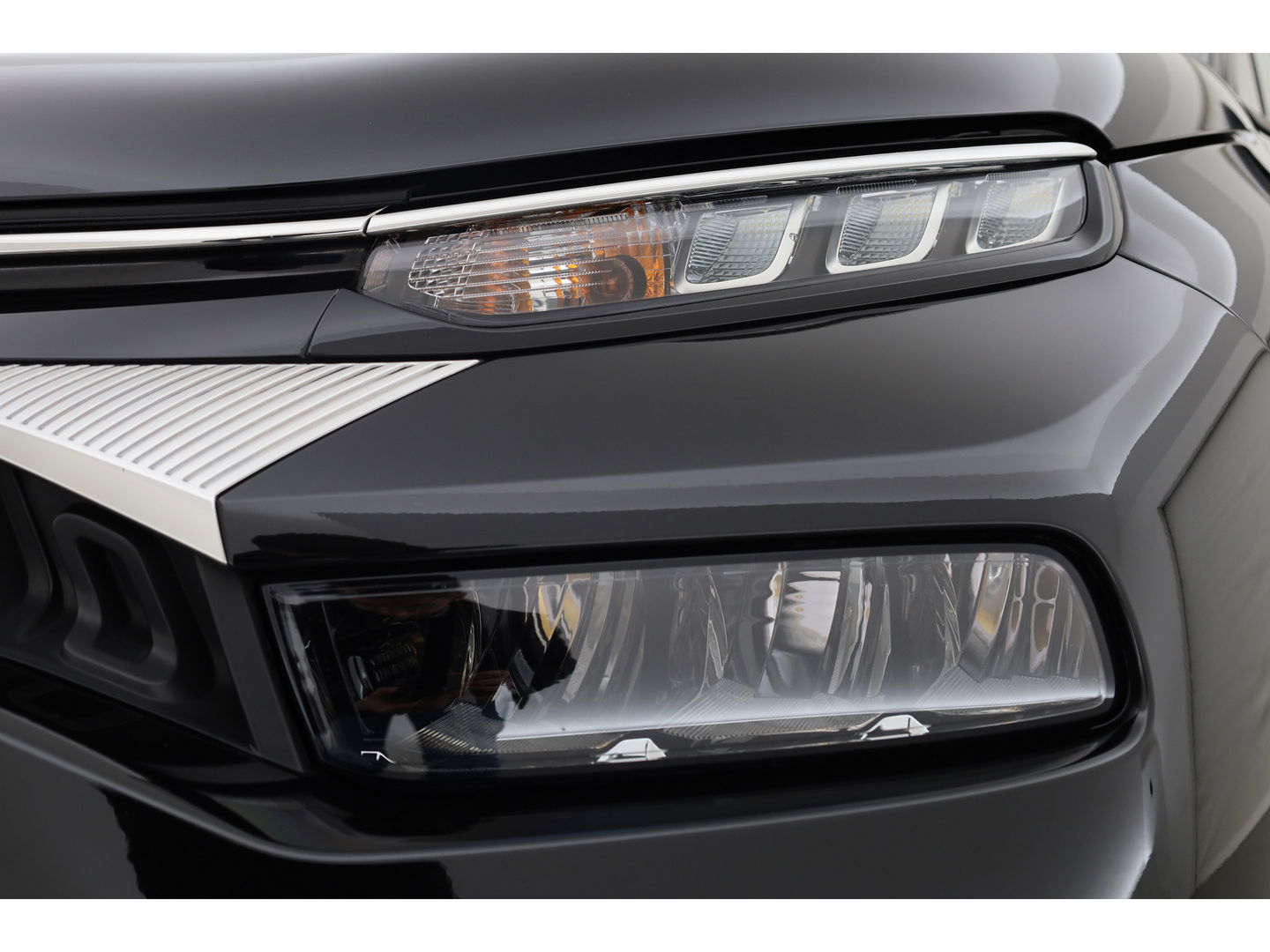 Citroën C3 Aircross 1.2 PureTech Shine Pack Business | Aut. | Pano | Apple CarPlay | Stoelverw. | Camera | Navi | 17''