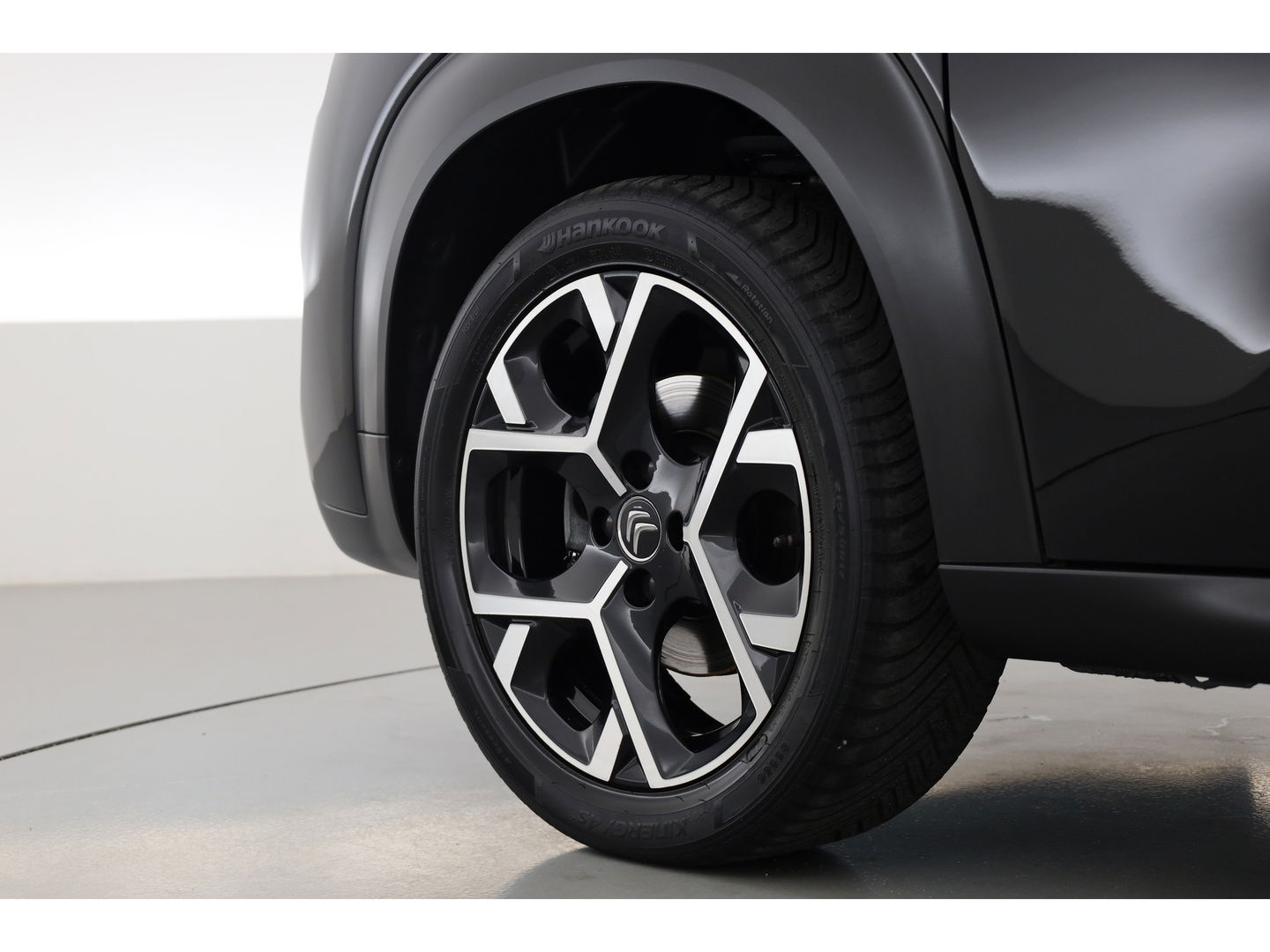 Citroën C3 Aircross 1.2 PureTech Shine Pack Business | Aut. | Pano | Apple CarPlay | Stoelverw. | Camera | Navi | 17''